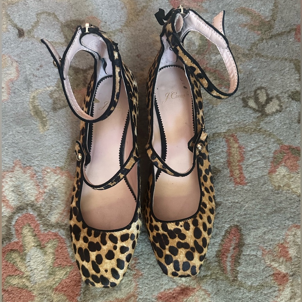 Leopard print Maryjane flats